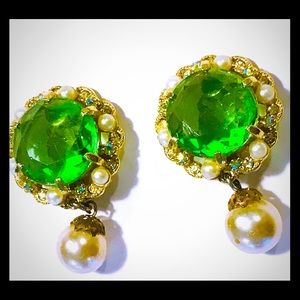 Vintage clip on earrings signed ART